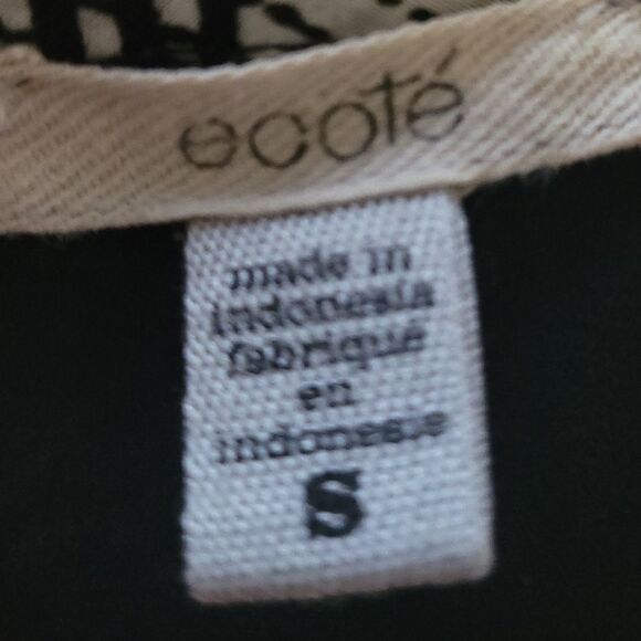 Pleated Front Panel Hankerchief dress With Semi Open Back - Picture 6 of 7